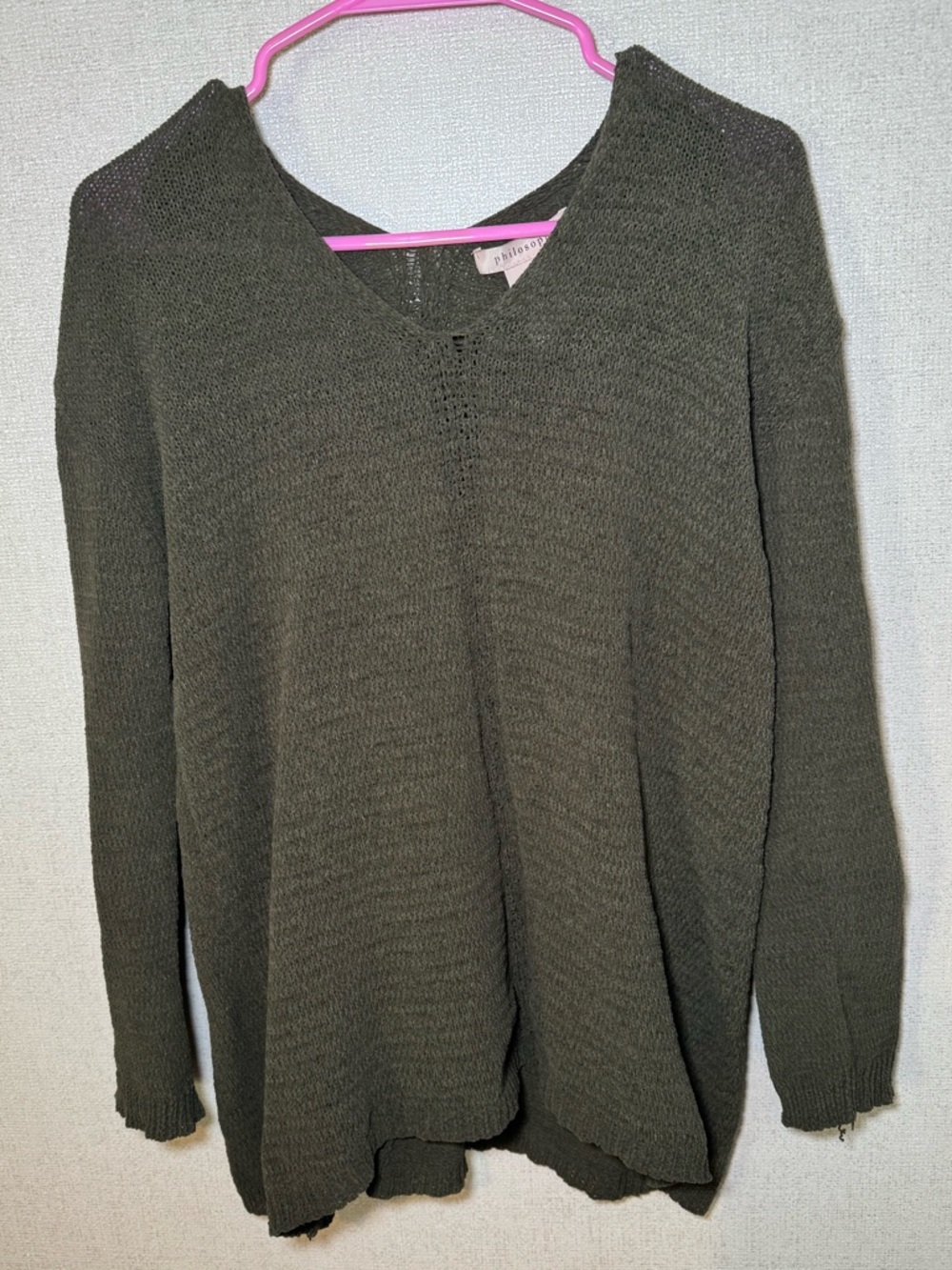 Philosophy Women's Olive Green V-Neck Knit Sweater